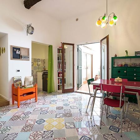 Mad Bed & Breakfast Palermo Exterior photo